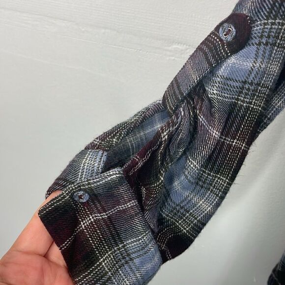 Motherhood Maternity Plaid Tunic Roll Tap Sleeves V cross string tie Size Large - Picture 6 of 10
